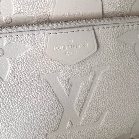 Sold ❤️Louis Vuitton Empriente Multi Pochette Accessories - Picture 12 of 12